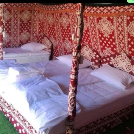 Crescent Desert Private Camp Shāhiq 외부 사진