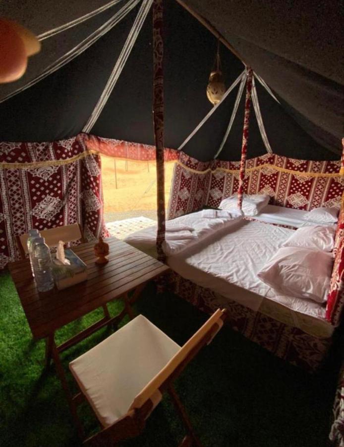 Crescent Desert Private Camp Shāhiq 외부 사진