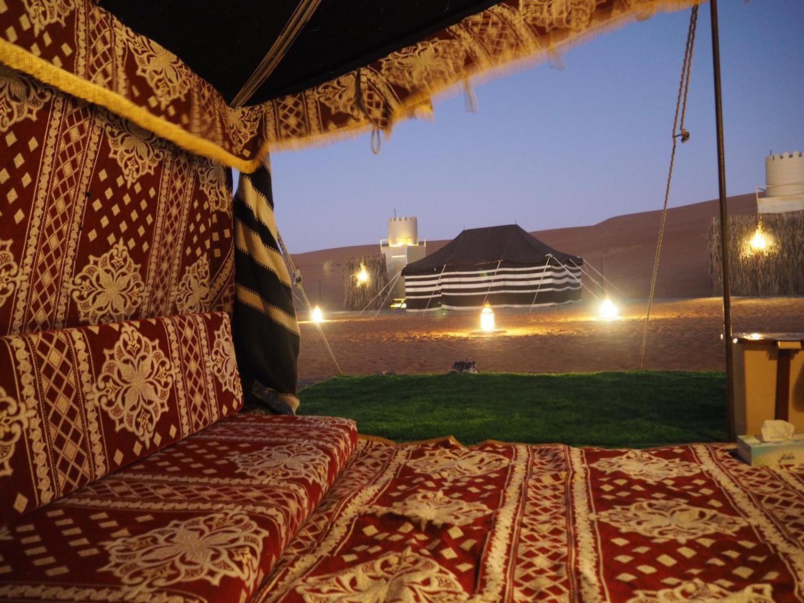 Crescent Desert Private Camp Shāhiq 객실 사진
