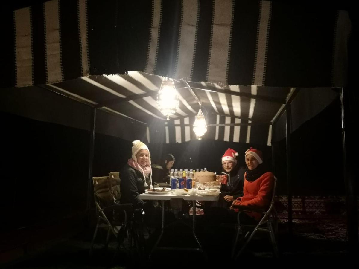 Crescent Desert Private Camp Shāhiq 외부 사진